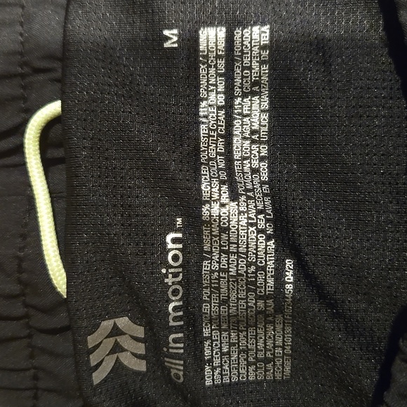 All In Motion Shorts - Picture 2 of 4